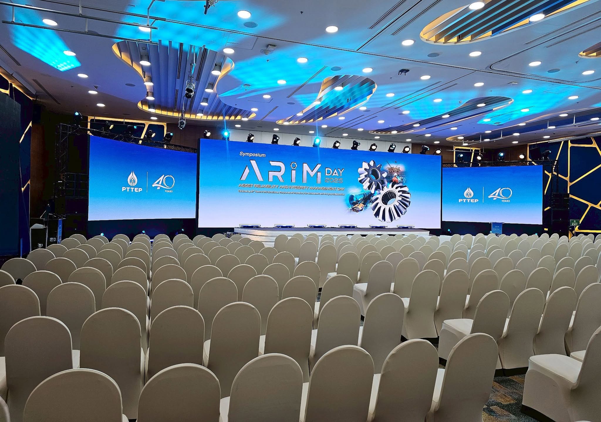 ARiM Day 2025 conference video control and LED display setup